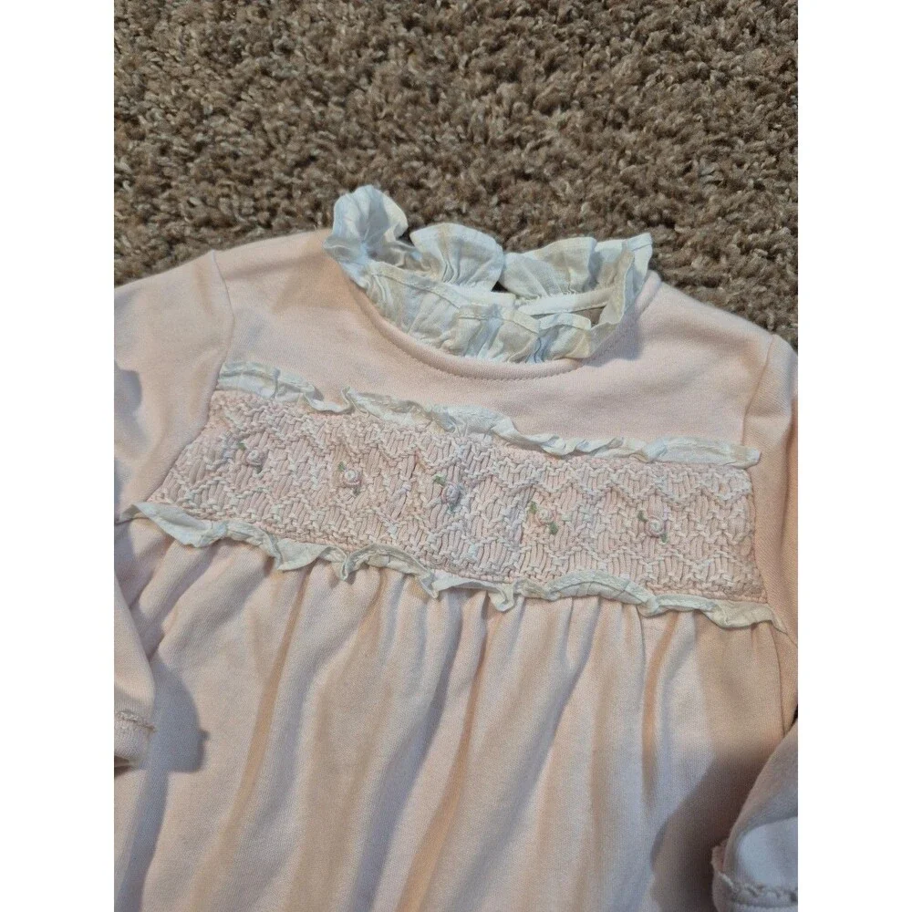 Heirloom collection smocked sleeper size 0-3 months